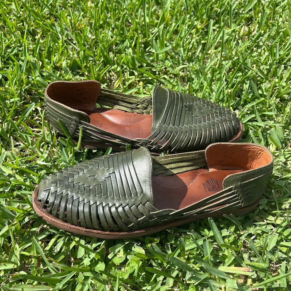 MEN'S size 12 Espiritu Selva Classic Huaraches